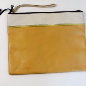 Hare+Hart Two-Tone Pebbled Leather Large Wristlet